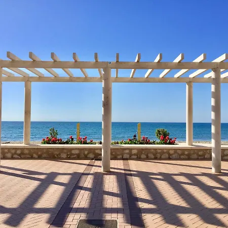 Fuengirola Beach Apartment By Stay Belonio Exterior photo
